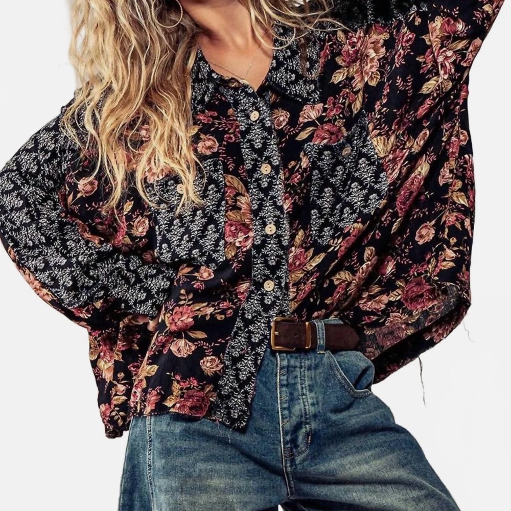 Urban Daizy Floral Illusion Button-Up Women's Top with Pockets